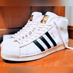 Adidas Pro Model Superstars/ Size 10.5